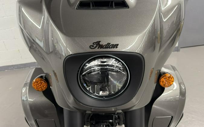 2025 Indian ROADMASTER DARK HORSE WITH POWERBAND AUDIO PACKAGE