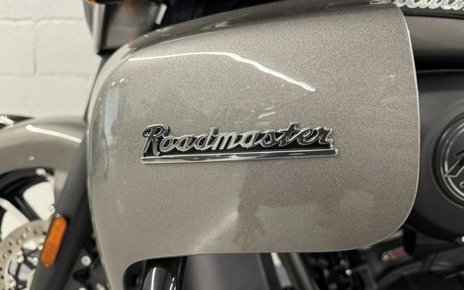 2025 Indian ROADMASTER DARK HORSE WITH POWERBAND AUDIO PACKAGE