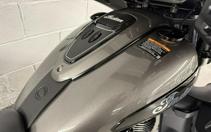 2025 Indian ROADMASTER DARK HORSE WITH POWERBAND AUDIO PACKAGE