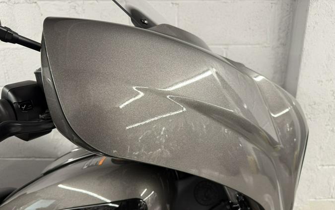 2025 Indian ROADMASTER DARK HORSE WITH POWERBAND AUDIO PACKAGE