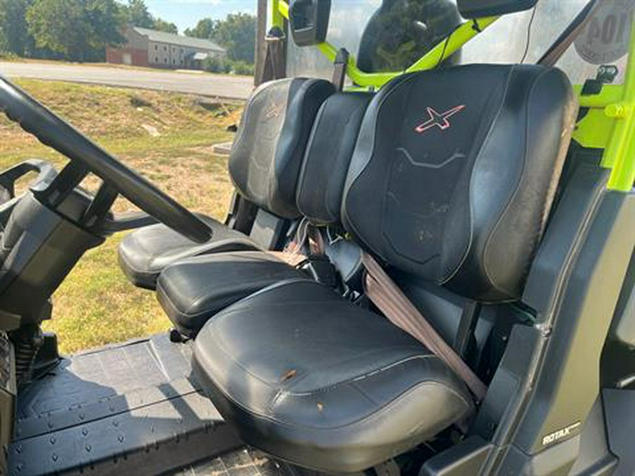 2020 Can-Am Defender X MR HD10