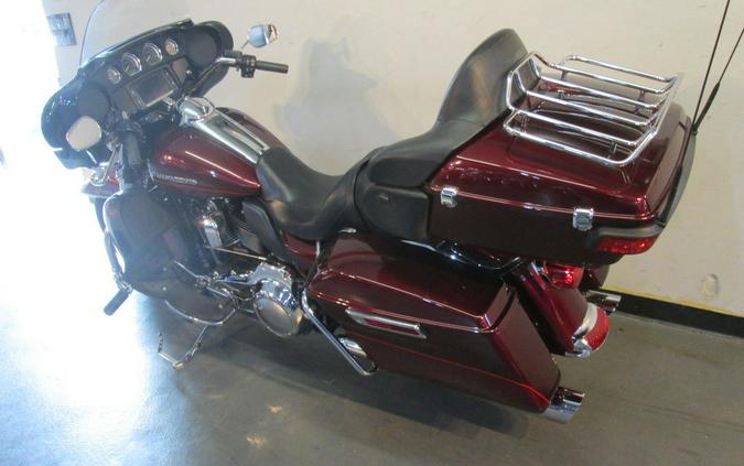 2016 Harley-Davidson® FLHTCUL - Electra Glide® Ultra Classic® Low