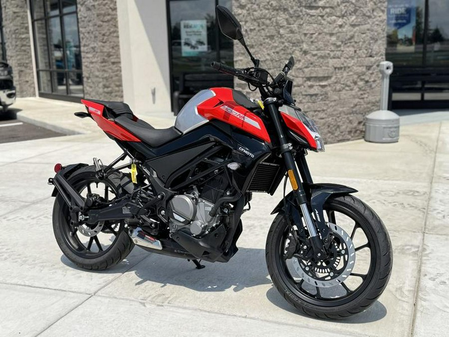 2024 CFMOTO 300NK