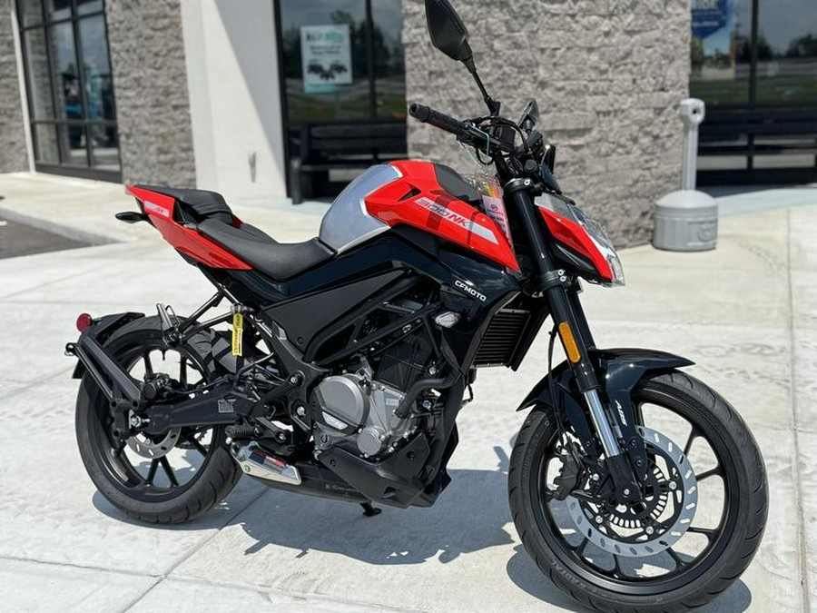 2024 CFMOTO 300NK