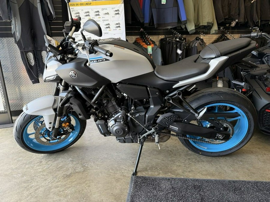 2025 Yamaha MT 07