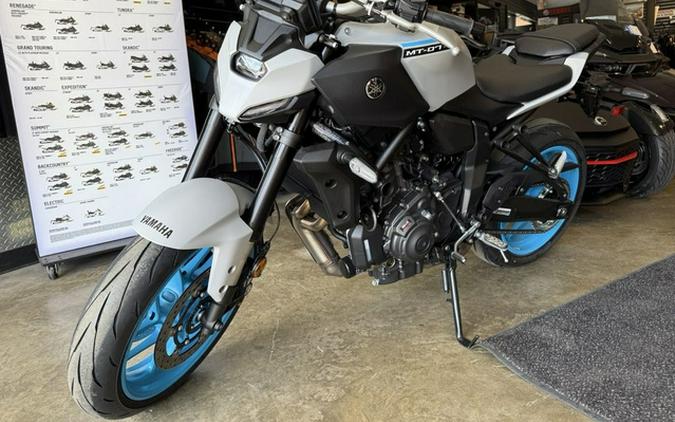 2025 Yamaha MT 07