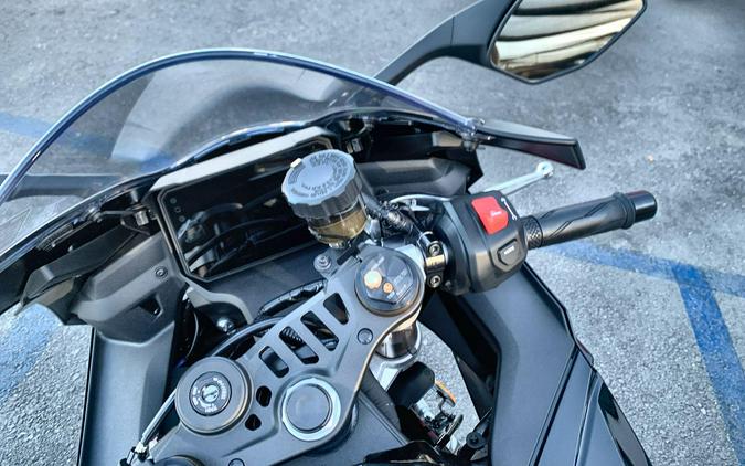 2025 Yamaha YZF-R9