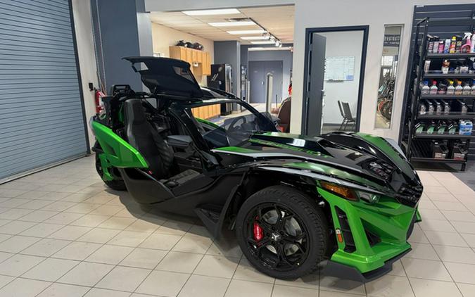 2026 Slingshot Slingshot Grand Touring Black Venom Autodrive