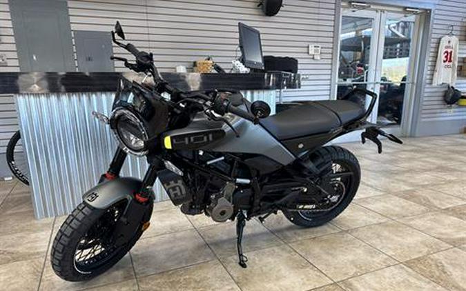 2024 Husqvarna Svartpilen 401