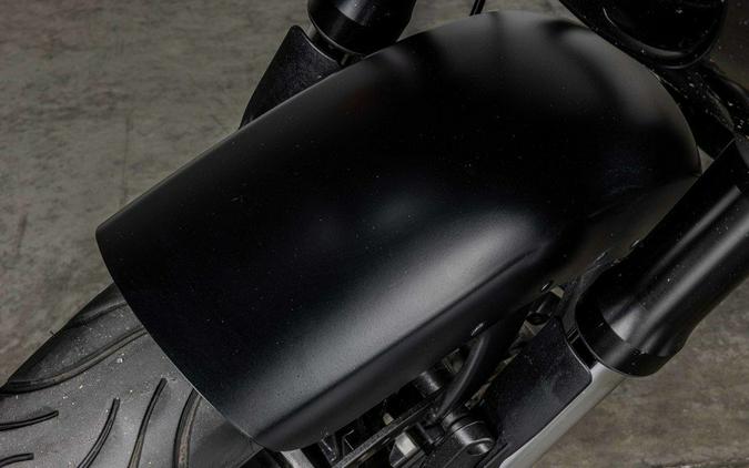 2024 Indian Motorcycle SPORT CHIEF, 49ST Black Smoke - R3015719