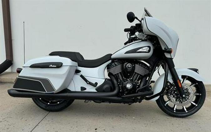 2024 Indian Motorcycle Chieftain® Dark Horse® with PowerBand Audio Package