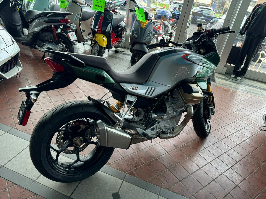2024 Moto Guzzi V100 Mandello S