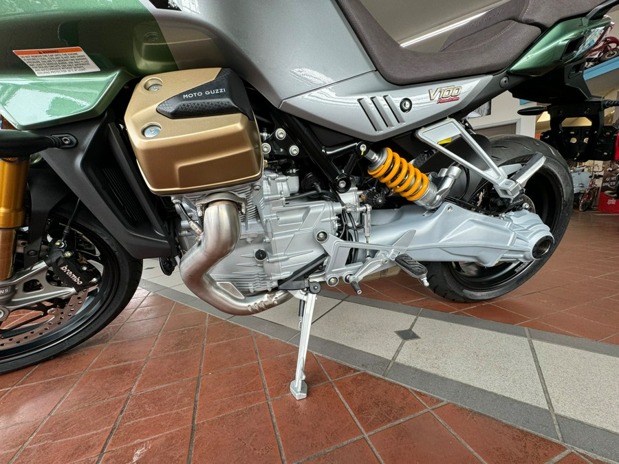 2024 Moto Guzzi V100 Mandello S