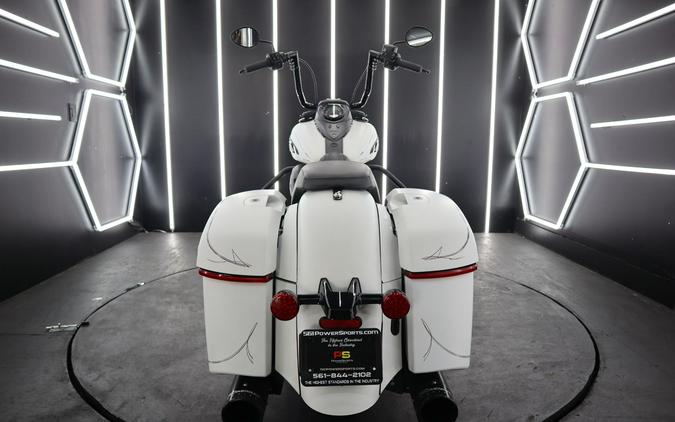 2020 Indian Springfield® Dark Horse®