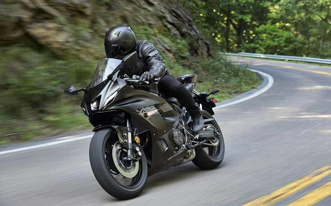 2025 Yamaha YZF R7