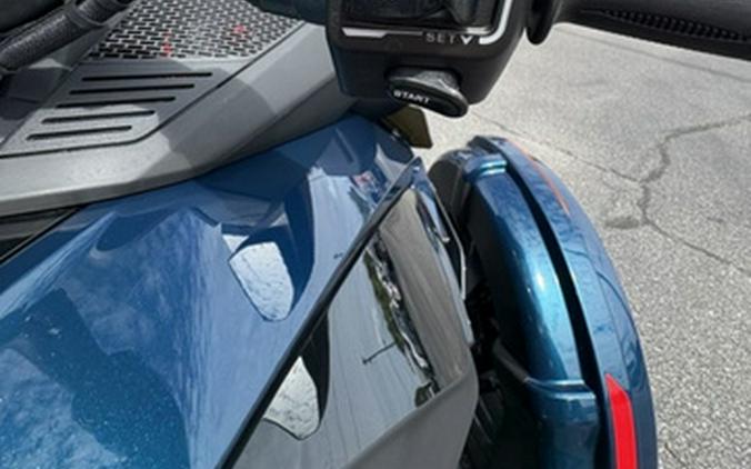 2023 Can-Am Spyder RT Limited Dark Wheels