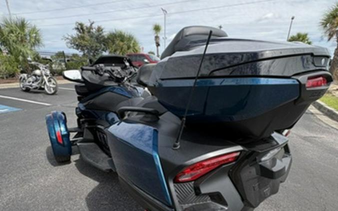 2023 Can-Am Spyder RT Limited Dark Wheels