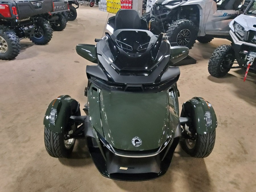 2023 Can-Am™ Spyder RT Sea-To-Sky