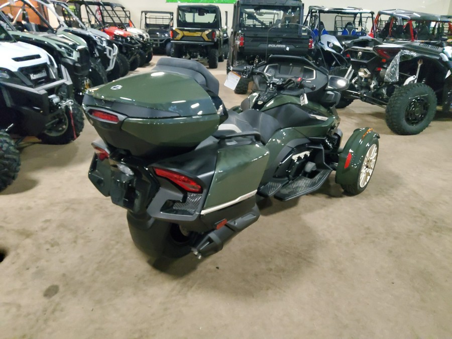 2023 Can-Am™ Spyder RT Sea-To-Sky