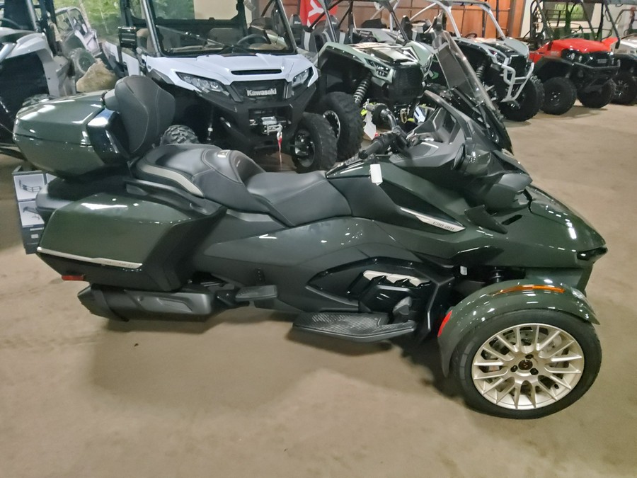 2023 Can-Am™ Spyder RT Sea-To-Sky