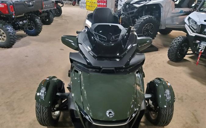 2023 Can-Am Spyder RT Review [Celebrating 2023 IFRD]