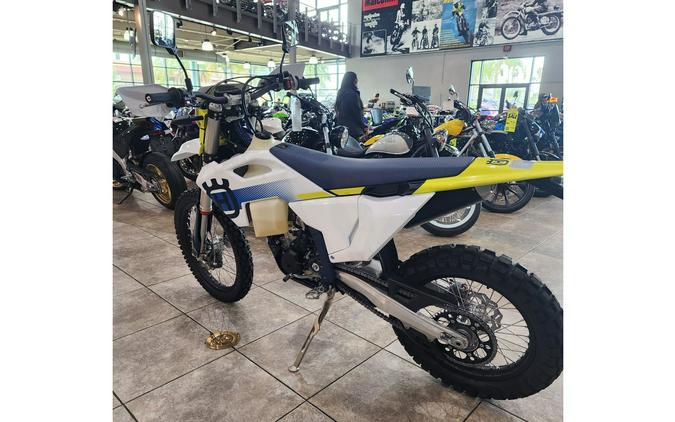 2024 Husqvarna Motorcycles FE 350s