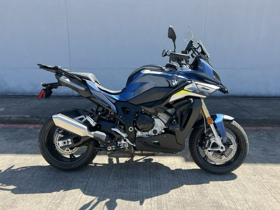 2024 BMW S 1000 XR Gravity Blue Metallic