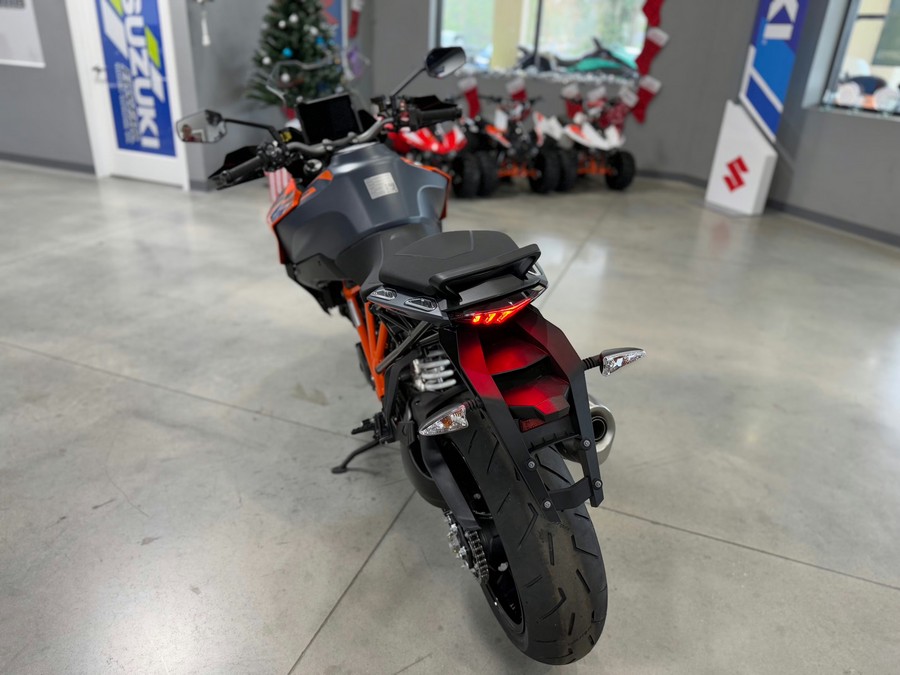 2024 KTM Super Duke 1290 GT