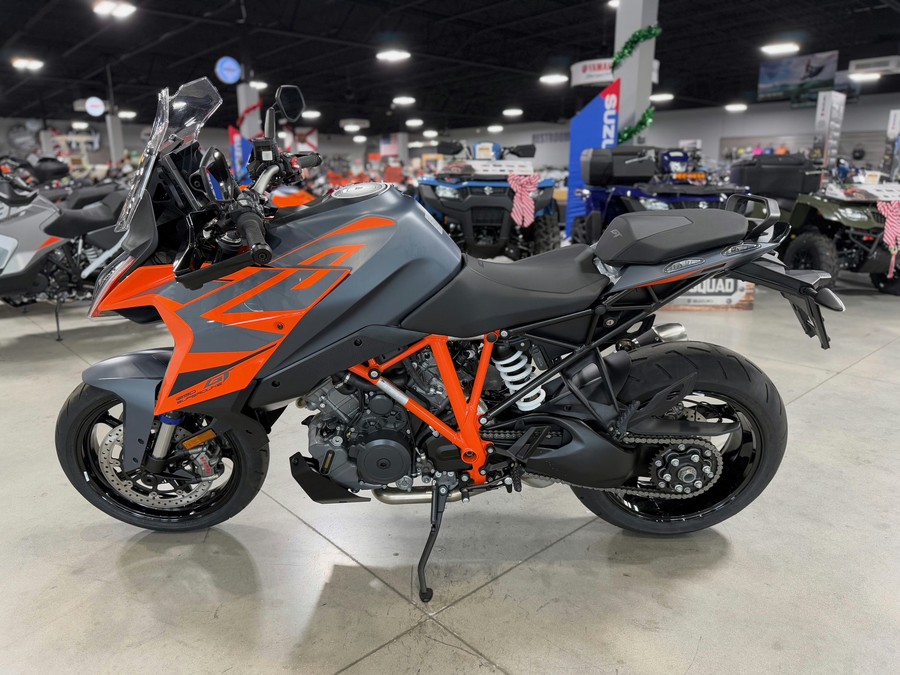 2024 KTM Super Duke 1290 GT