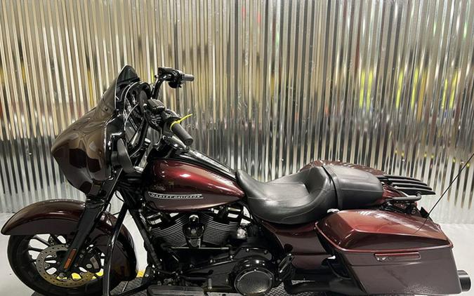 2018 Harley-Davidson Street Glide FLHXS - Special