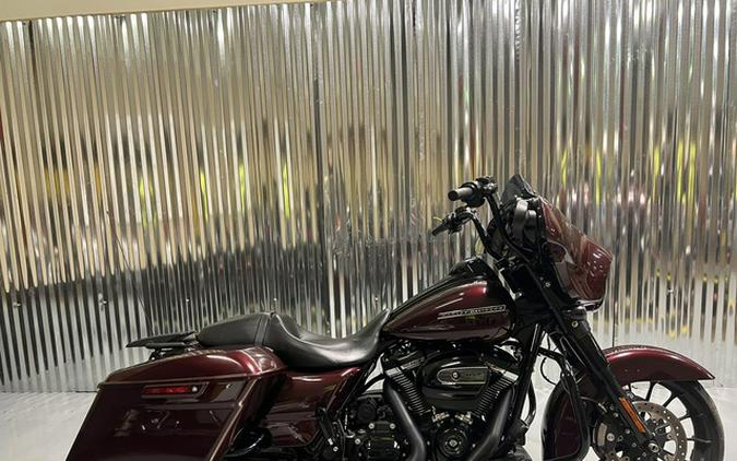 2018 Harley-Davidson Street Glide FLHXS - Special