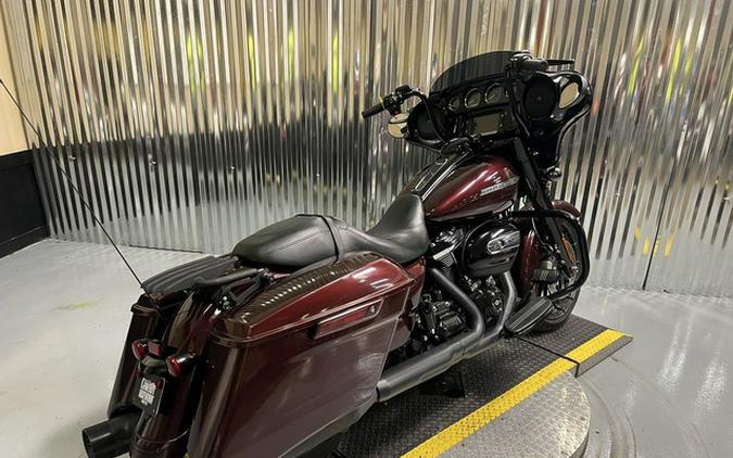2018 Harley-Davidson Street Glide FLHXS - Special