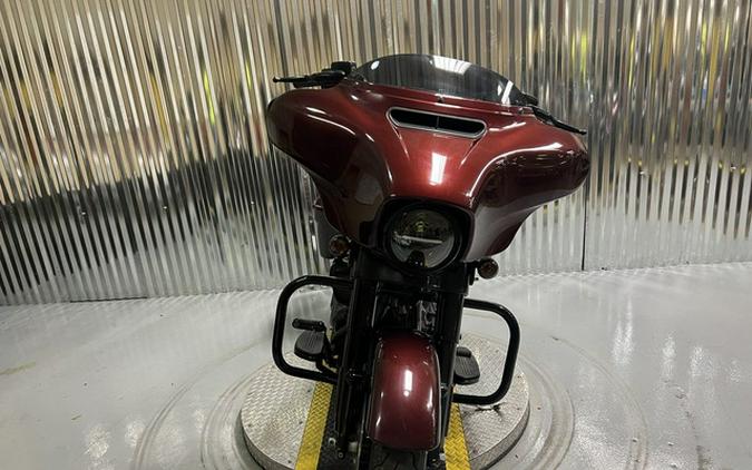 2018 Harley-Davidson Street Glide FLHXS - Special