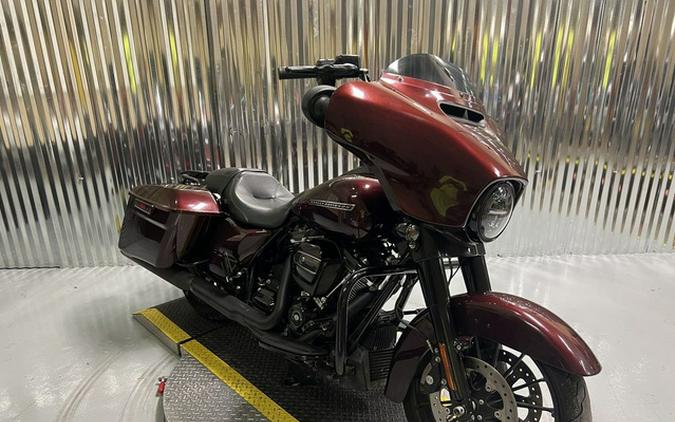 2018 Harley-Davidson Street Glide FLHXS - Special