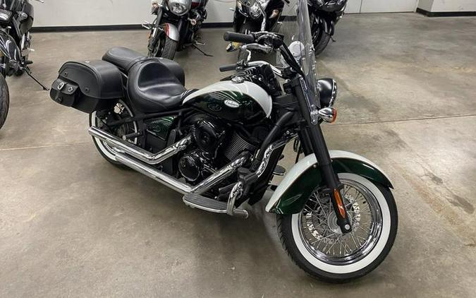 2022 Kawasaki Vulcan® 900 Classic