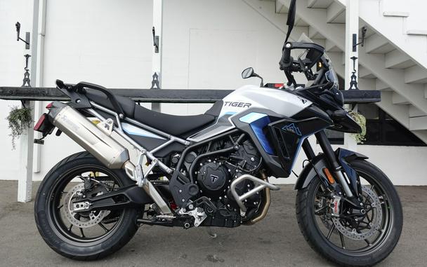 2026 Triumph Tiger 900 Alpine Edition