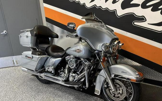 2010 Harley-Davidson® FLHTC - Electra Glide® Classic
