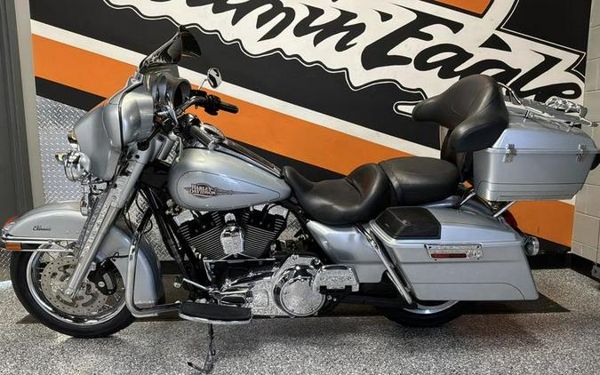 2010 Harley-Davidson® FLHTC - Electra Glide® Classic