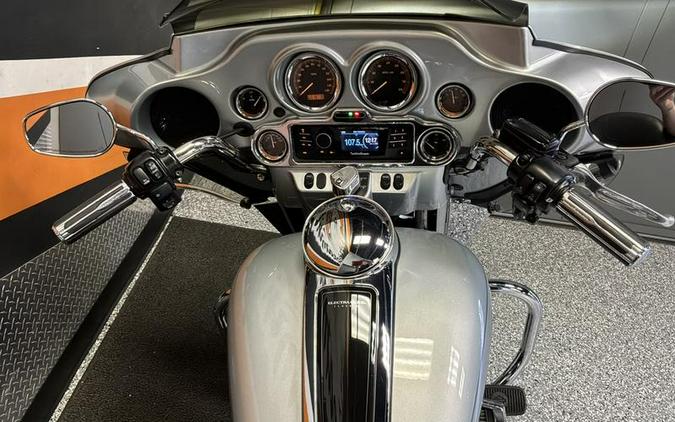 2010 Harley-Davidson® FLHTC - Electra Glide® Classic