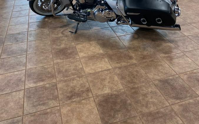 2009 Harley-Davidson® Road King® Classic