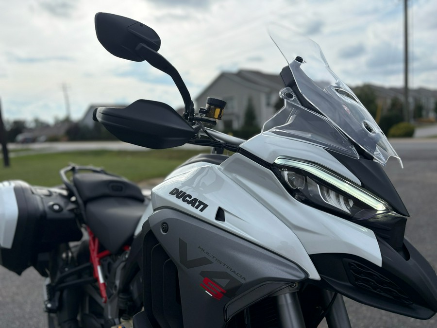 2027 Ducati Multistrada V4 S Travel & Radar