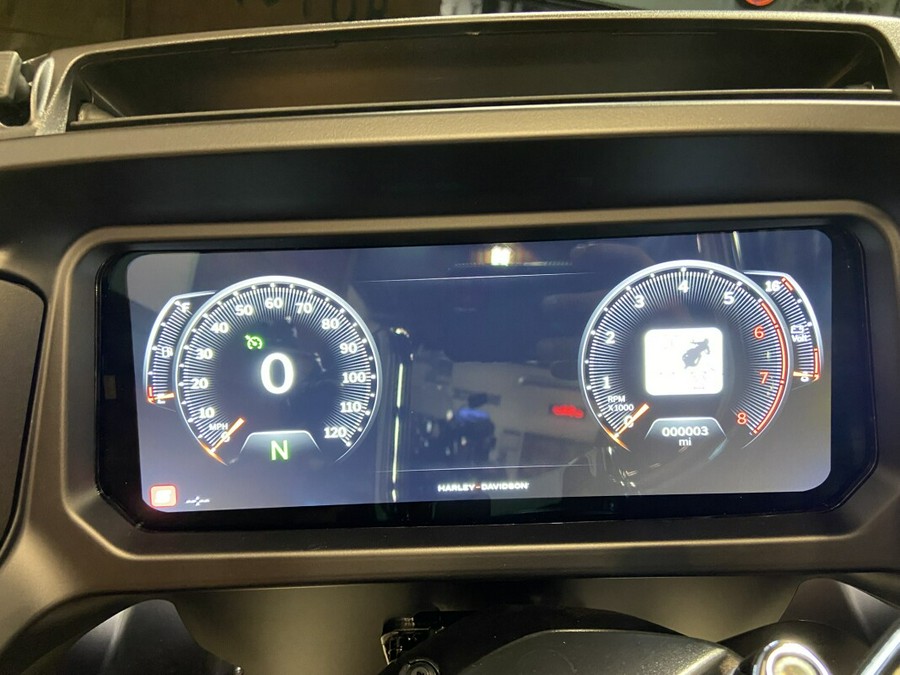 2025 Harley-Davidson Road Glide® Vivid Black FLTRX