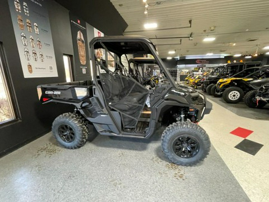 2026 Can-Am Defender XT HD11 with 10.25 in. touchscreen display