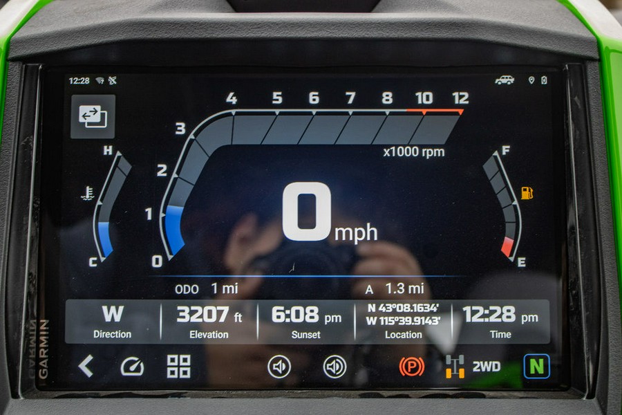 2026 Kawasaki Teryx®5 H2 Deluxe eS