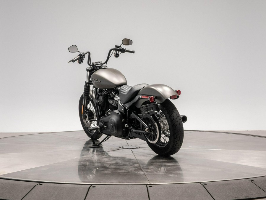 2019 HARLEY-DAVIDSON FXBB STREET BOB in Industrial Gray Denim