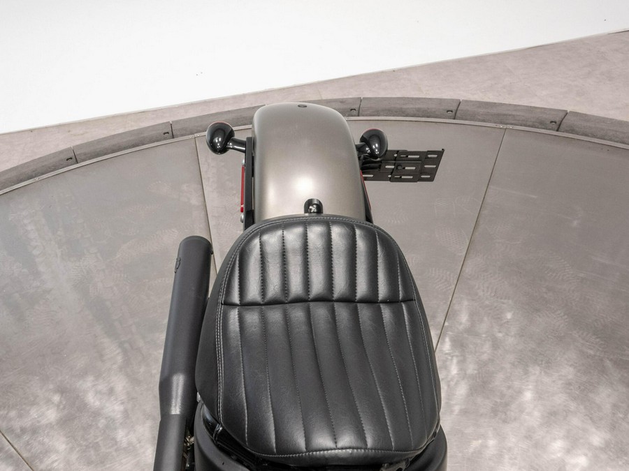 2019 HARLEY-DAVIDSON FXBB STREET BOB in Industrial Gray Denim