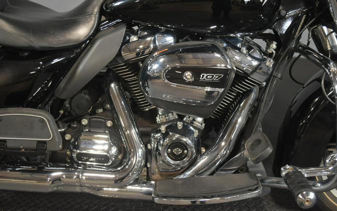 2017 Harley-Davidson Road King Vivid Black