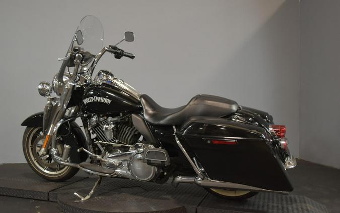 2017 Harley-Davidson Road King Vivid Black