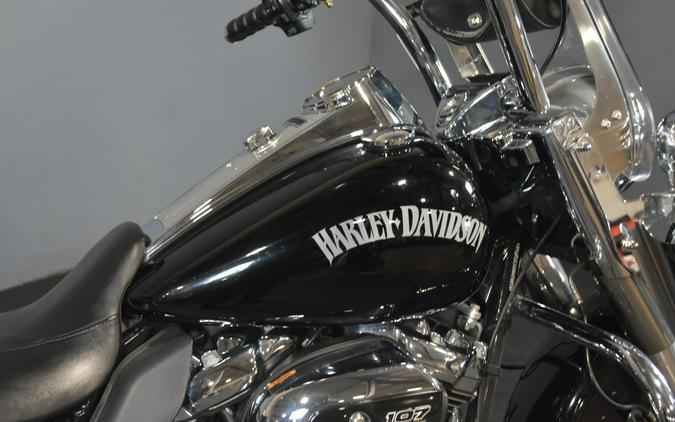 2017 Harley-Davidson Road King Vivid Black