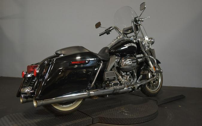 2017 Harley-Davidson Road King Vivid Black